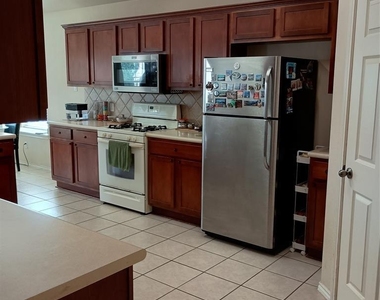 11616 Fletcher Hall Ln - Photo Thumbnail 1