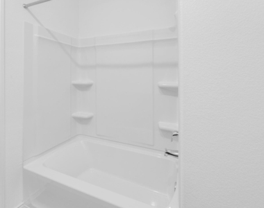 2812 Dezmond Diamond Ct - Photo Thumbnail 15