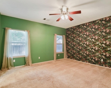 3410 Yogi Berra Way - Photo Thumbnail 10