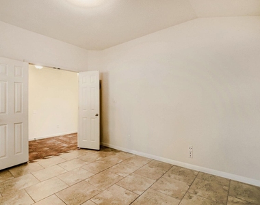3410 Yogi Berra Way - Photo Thumbnail 9