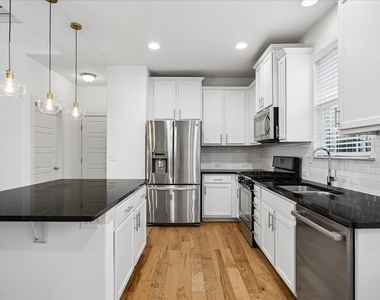 7203 Bertram Ct - Photo Thumbnail 6
