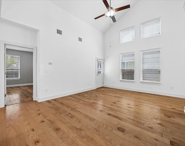 7203 Bertram Ct - Photo Thumbnail 12