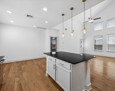 7203 Bertram Ct - Photo Thumbnail 9