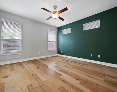 7203 Bertram Ct - Photo Thumbnail 14