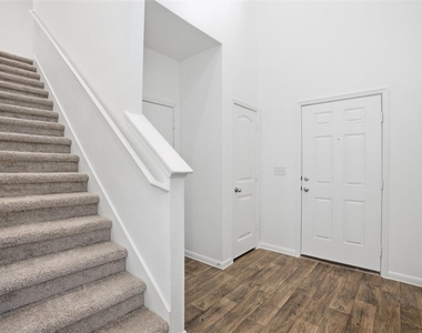 3009 Tilmon Ln - Photo Thumbnail 16
