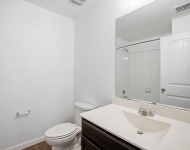 3009 Tilmon Ln - Photo Thumbnail 23