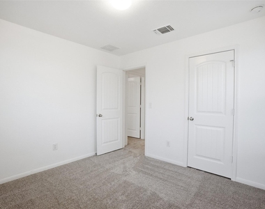 3009 Tilmon Ln - Photo Thumbnail 25