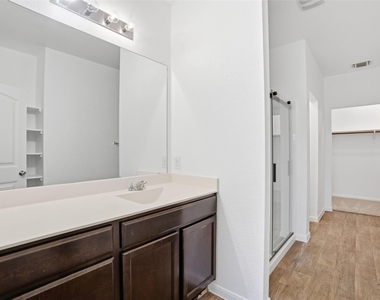 3009 Tilmon Ln - Photo Thumbnail 12