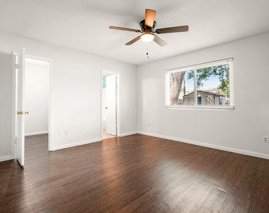 2004 Greenhill Dr - Photo Thumbnail 17