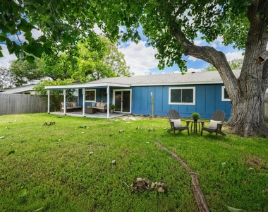 2004 Greenhill Dr - Photo Thumbnail 6