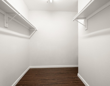 2004 Greenhill Dr - Photo Thumbnail 19