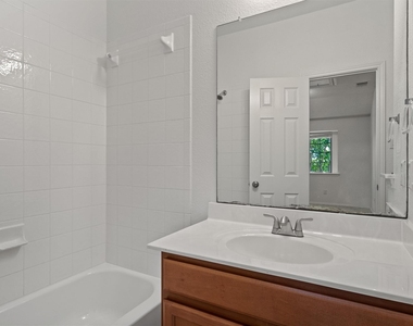 9201 Brodie Ln - Photo Thumbnail 21