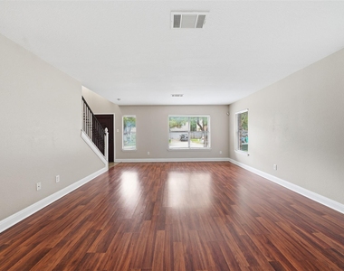 1304 Irene Dr - Photo Thumbnail 9