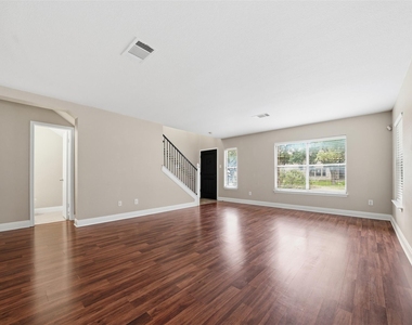 1304 Irene Dr - Photo Thumbnail 8