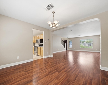 1304 Irene Dr - Photo Thumbnail 17