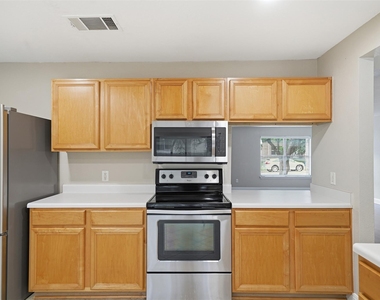 1304 Irene Dr - Photo Thumbnail 14