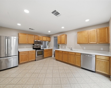 1304 Irene Dr - Photo Thumbnail 16