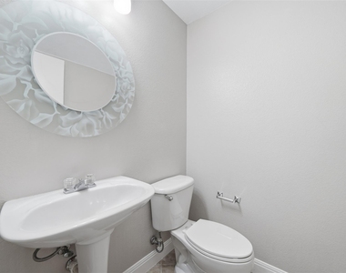1304 Irene Dr - Photo Thumbnail 31