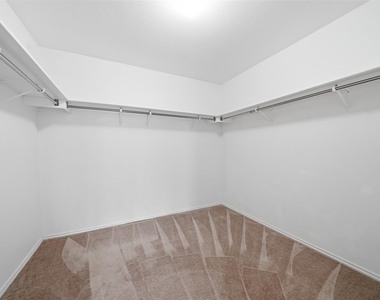1304 Irene Dr - Photo Thumbnail 29