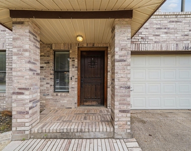 1304 Irene Dr - Photo Thumbnail 5