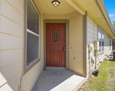 228 Pearl Lake Dr - Photo Thumbnail 22