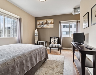 800 Brazos St - Photo Thumbnail 12