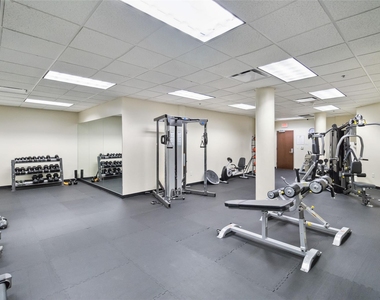 800 Brazos St - Photo Thumbnail 23