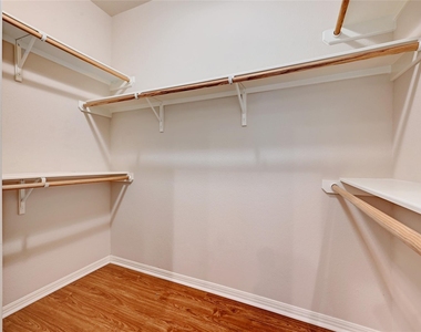 411 W St Elmo Rd - Photo Thumbnail 19