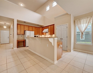 411 W St Elmo Rd - Photo Thumbnail 8