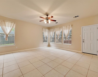 411 W St Elmo Rd - Photo Thumbnail 7