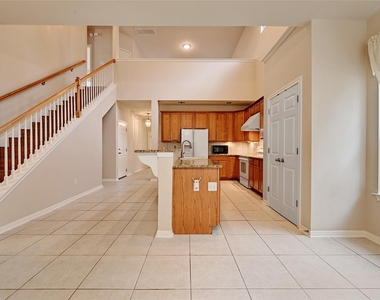 411 W St Elmo Rd - Photo Thumbnail 12