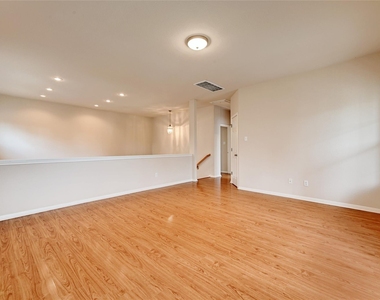 411 W St Elmo Rd - Photo Thumbnail 21