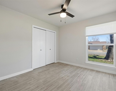 1400 Bellmar Dr - Photo Thumbnail 20