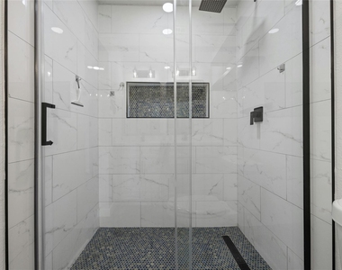 1400 Bellmar Dr - Photo Thumbnail 19