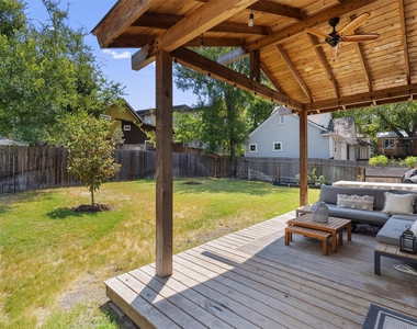 1309 Fort Branch Blvd - Photo Thumbnail 15