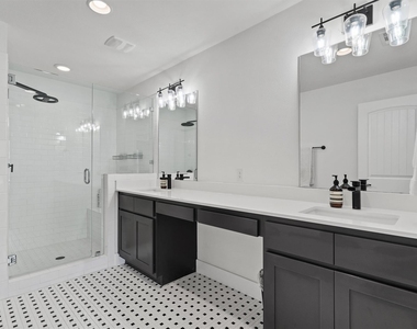 1309 Fort Branch Blvd - Photo Thumbnail 8