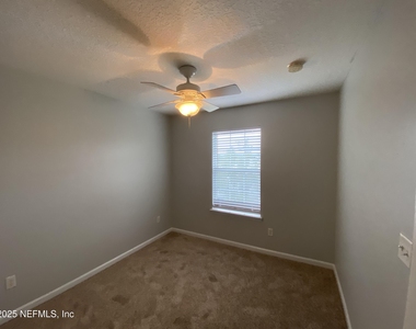 8692 Tower Falls Drive - Photo Thumbnail 12