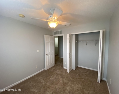 8692 Tower Falls Drive - Photo Thumbnail 13