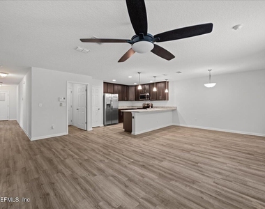 13949 Gossett Street - Photo Thumbnail 3
