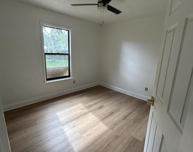 2443 Footbridge Lane - Photo Thumbnail 3