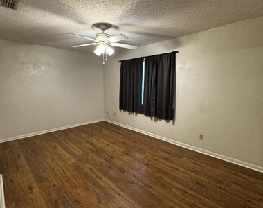 12 Glen Arbor - Photo Thumbnail 10