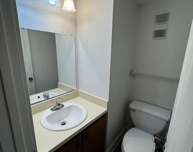 12 Glen Arbor - Photo Thumbnail 6