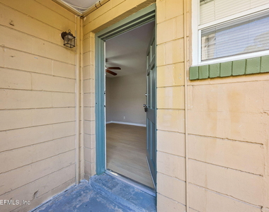 2775 Herschel Street - Photo Thumbnail 1