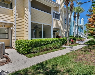 100 Fairway Park Boulevard - Photo Thumbnail 1