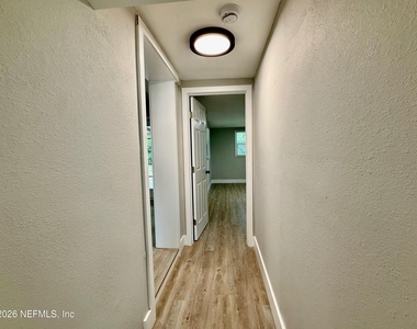 5141 Corsair Avenue - Photo Thumbnail 11