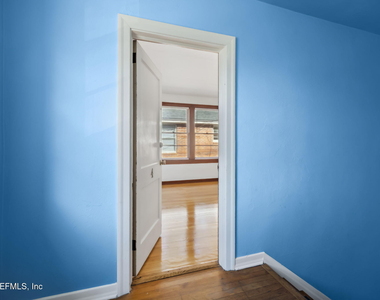 1109 Cherry Street - Photo Thumbnail 3