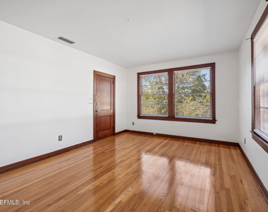 1109 Cherry Street - Photo Thumbnail 5