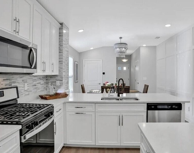 45 Vicksburg Drive - Photo Thumbnail 25