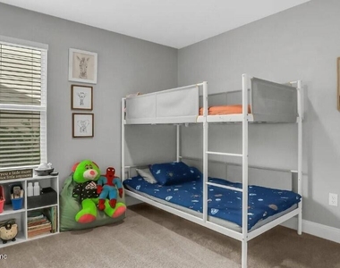 45 Vicksburg Drive - Photo Thumbnail 31