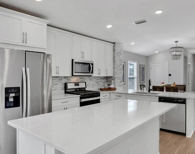 45 Vicksburg Drive - Photo Thumbnail 24